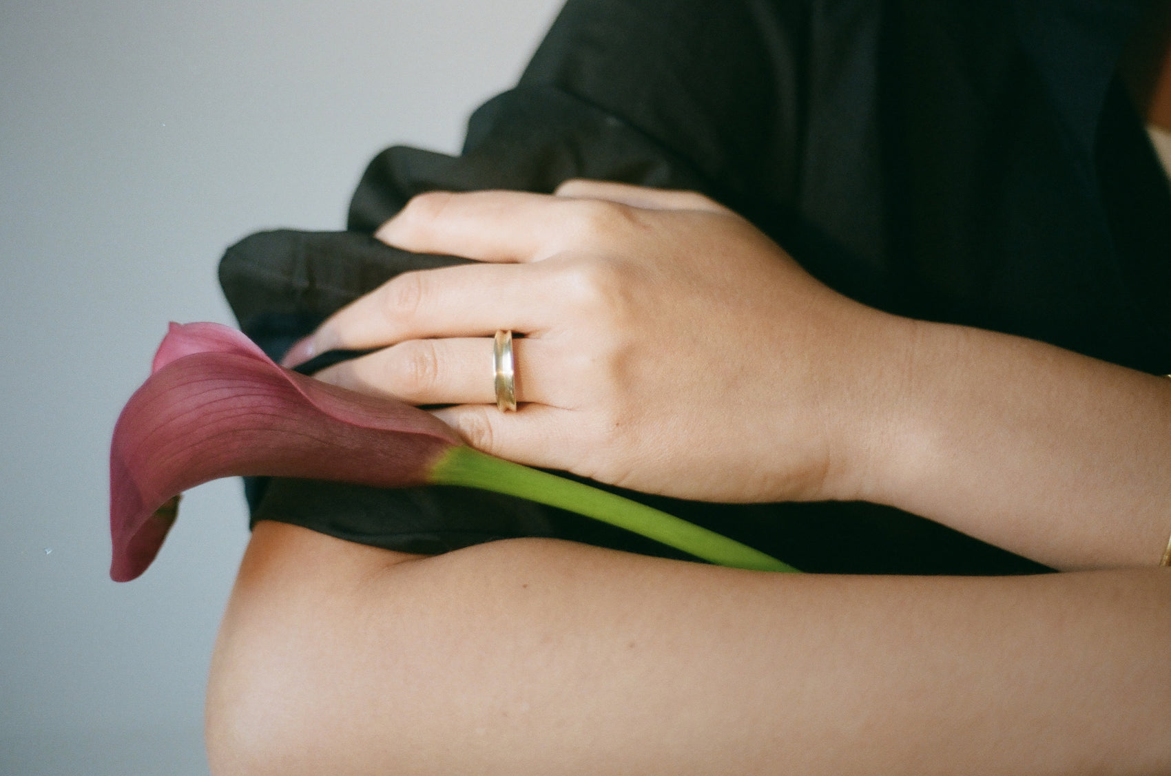 Ines Tapered Tulip Ring