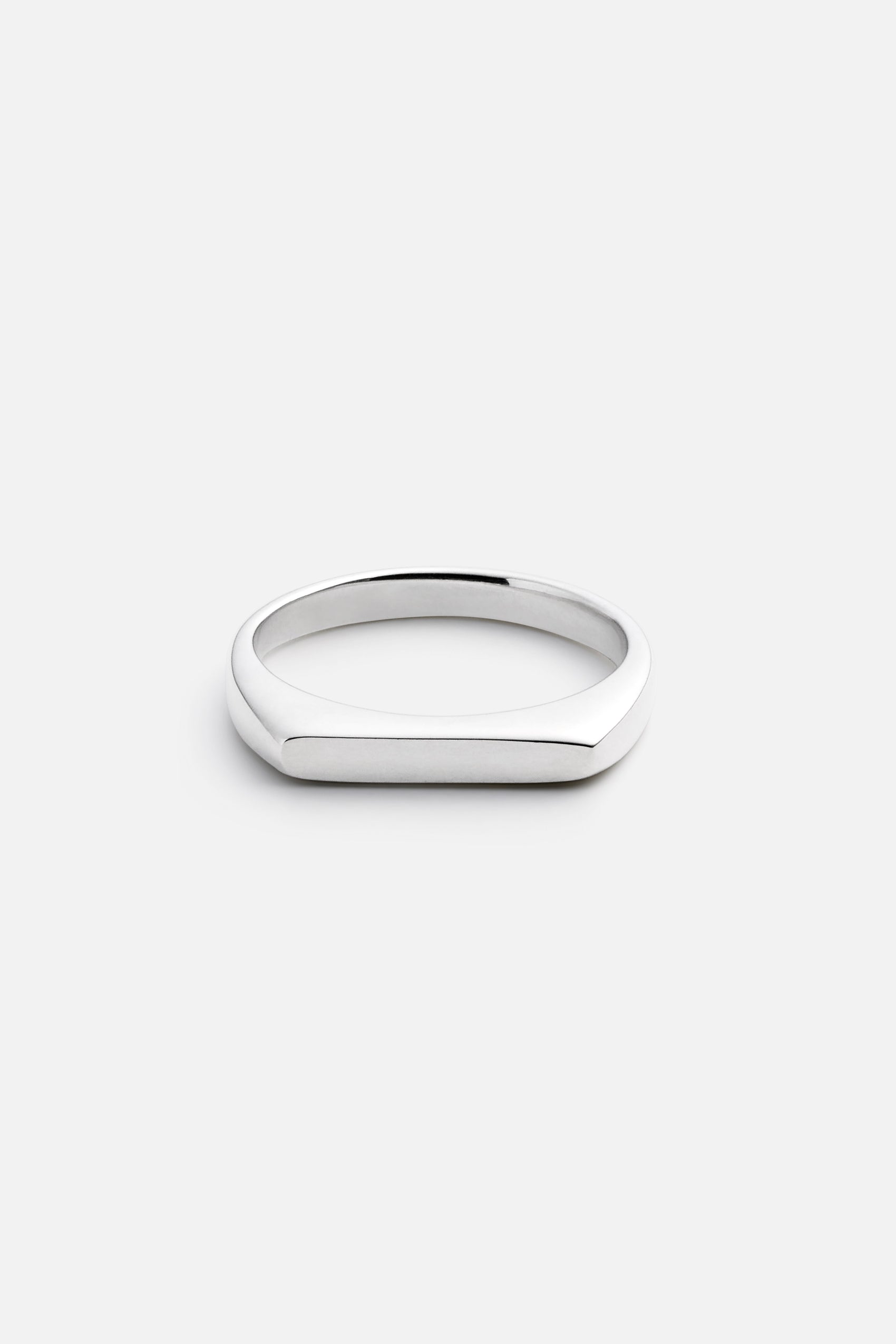 Arlo Thin Signet Ring new