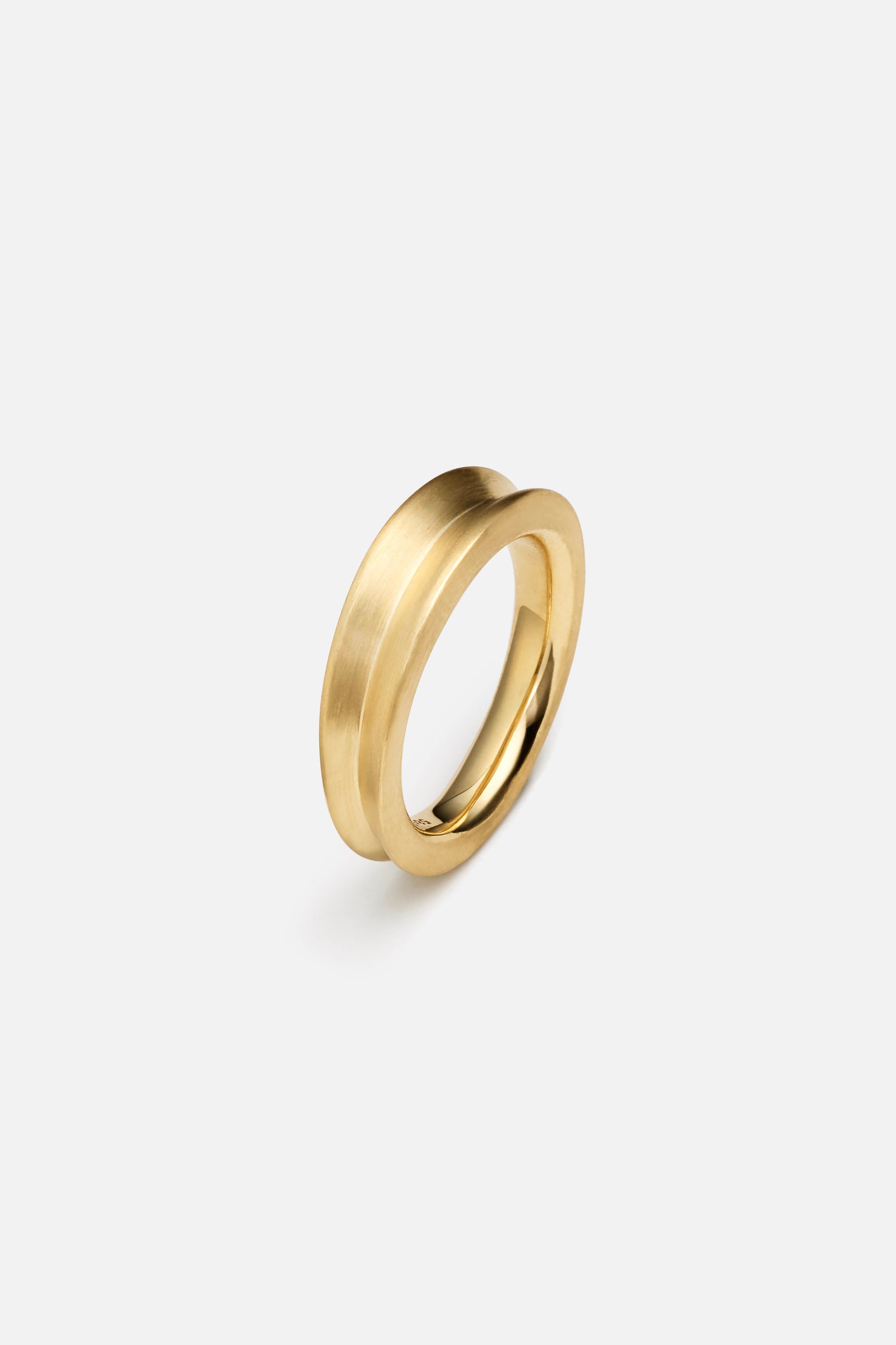 Ines Tapered Tulip Ring